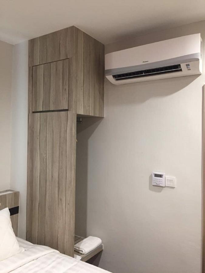 Meriton Inn Kuantan Esterno foto