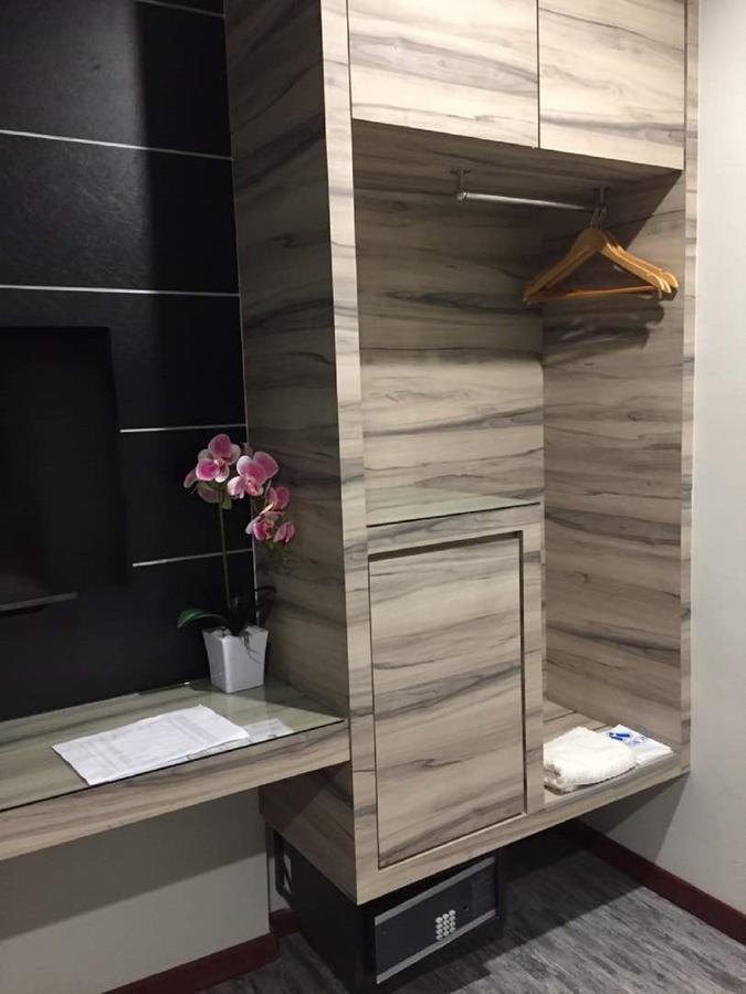 Meriton Inn Kuantan Esterno foto