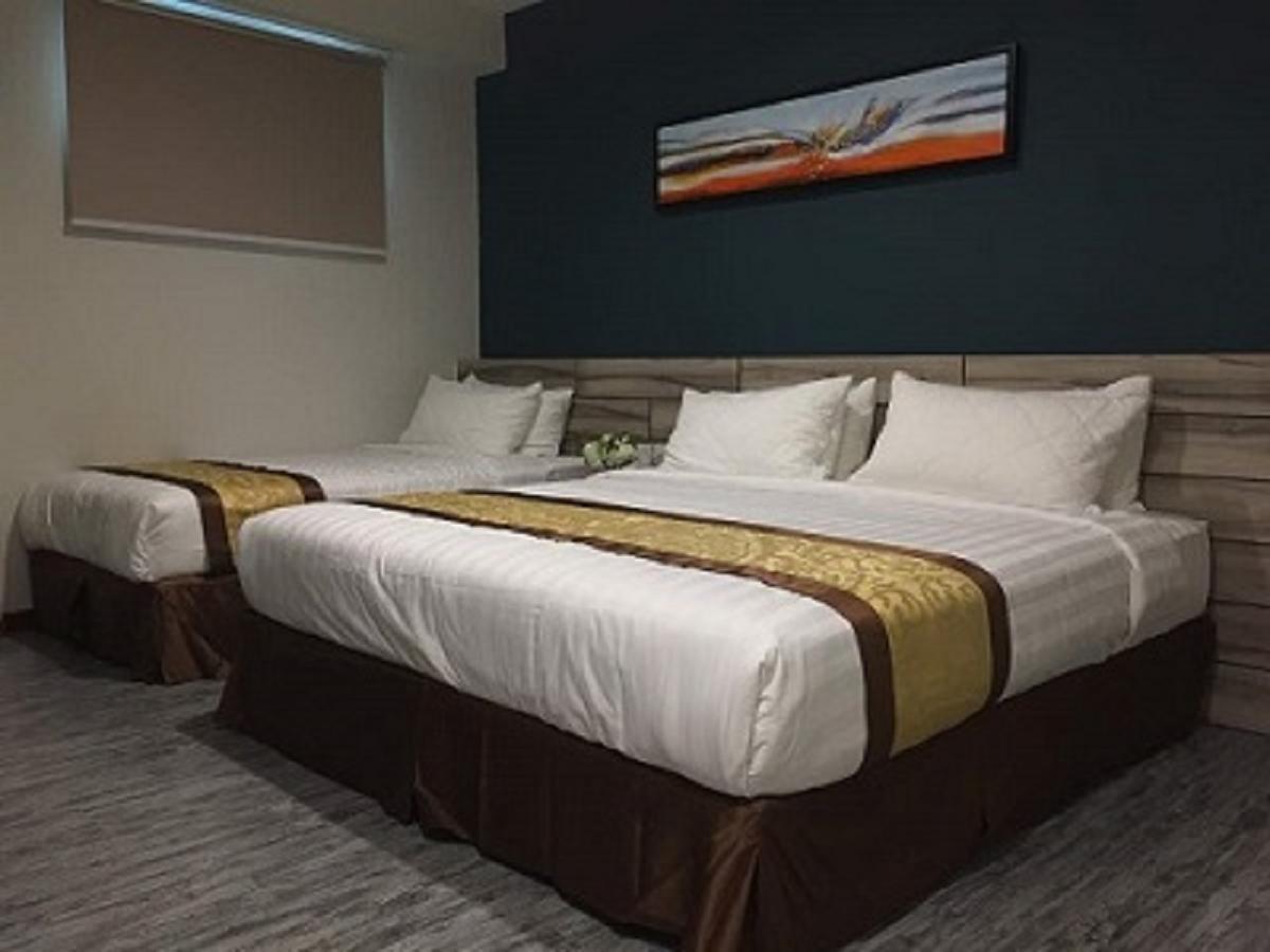 Meriton Inn Kuantan Esterno foto